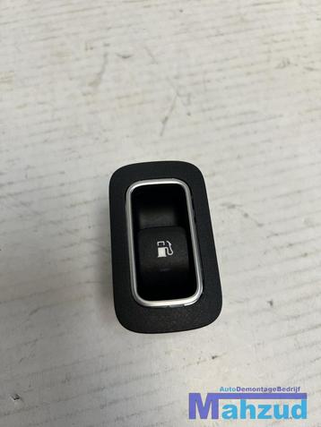 MERCEDES CLA A X118 W177 tankklep schakelaar A2479059600 201 beschikbaar voor biedingen