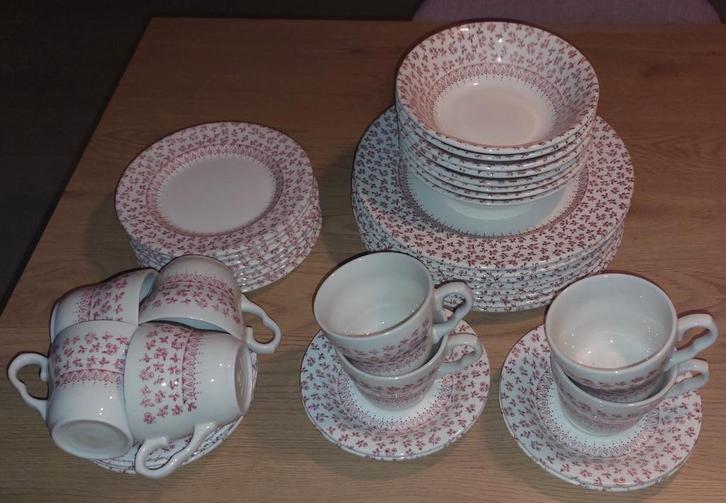 Vintage Engels Staffordshire servies, complete set 40 st, Antiek en Kunst, Antiek | Servies compleet, Ophalen