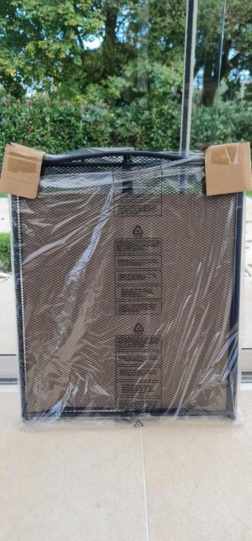 Nieuwe haardscherm / vonkenscherm beschikbaar voor biedingen