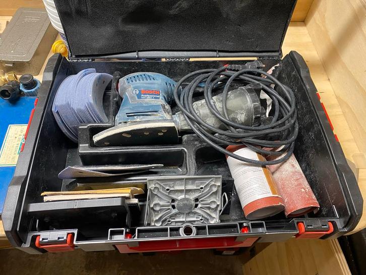 Bosch Professional GSS 160-1A Vlakschuurmachine, Doe-het-zelf en Verbouw, Gereedschap | Schuurmachines, Gebruikt, Vlakschuurmachine