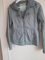 Sportief jasje met capuchon  Tussenjas, Noize, Ophalen of Verzenden, Gedragen, Maat 36 (S)