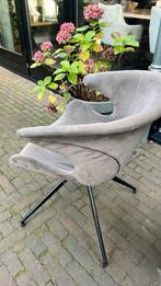 Grijze eettafelstoelen 2 stuks nette staat, Huis en Inrichting, Stoelen, Ophalen, Overige materialen, Twee, Zo goed als nieuw