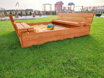 zandbak met banken incl. dekzeil+ gronddoek – GEIMPREGNEERD beschikbaar voor biedingen