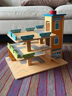 Houten speelgararge voor kind 1,5-4 jaar, Ophalen of Verzenden, Zo goed als nieuw, Overige typen