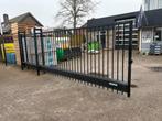 Schuifhek heras, Ophalen of Verzenden, Zo goed als nieuw, IJzer, Spijlenhekwerk