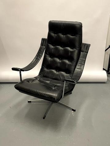 Artifort fauteuil  beschikbaar voor biedingen