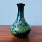 Art Nouveau Art deco vaasje bladmotief Gouda Brantjes, Antiek en Kunst, Antiek | Keramiek en Aardewerk, Ophalen of Verzenden