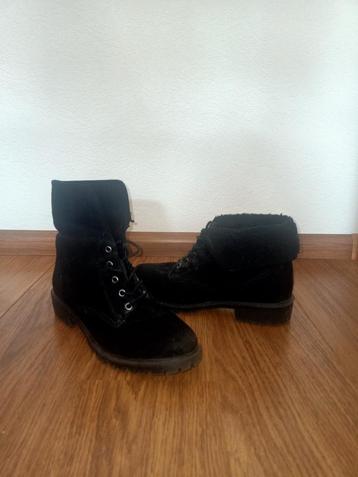Zo goed als nieuwe laarsjes/boots maat 41 beschikbaar voor biedingen