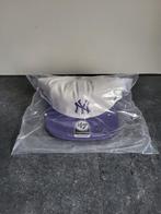 NY Yankees - Pet met rechte klep in gebroken wit en blauw, Ophalen of Verzenden, Nieuw, One size fits all, Pet