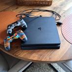 Playstation 4 met 2 controllers., Ophalen, Zo goed als nieuw, Met 2 controllers, Original