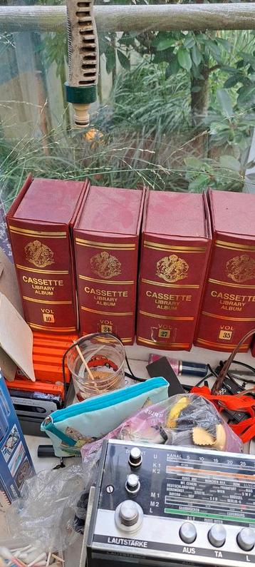Muziek Cassette Opberg Systeem - 9 Boxen beschikbaar voor biedingen