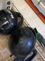 Twee zwarte helmen, Ophalen of Verzenden, Gebruikt, Overige maten, Heer of Dame