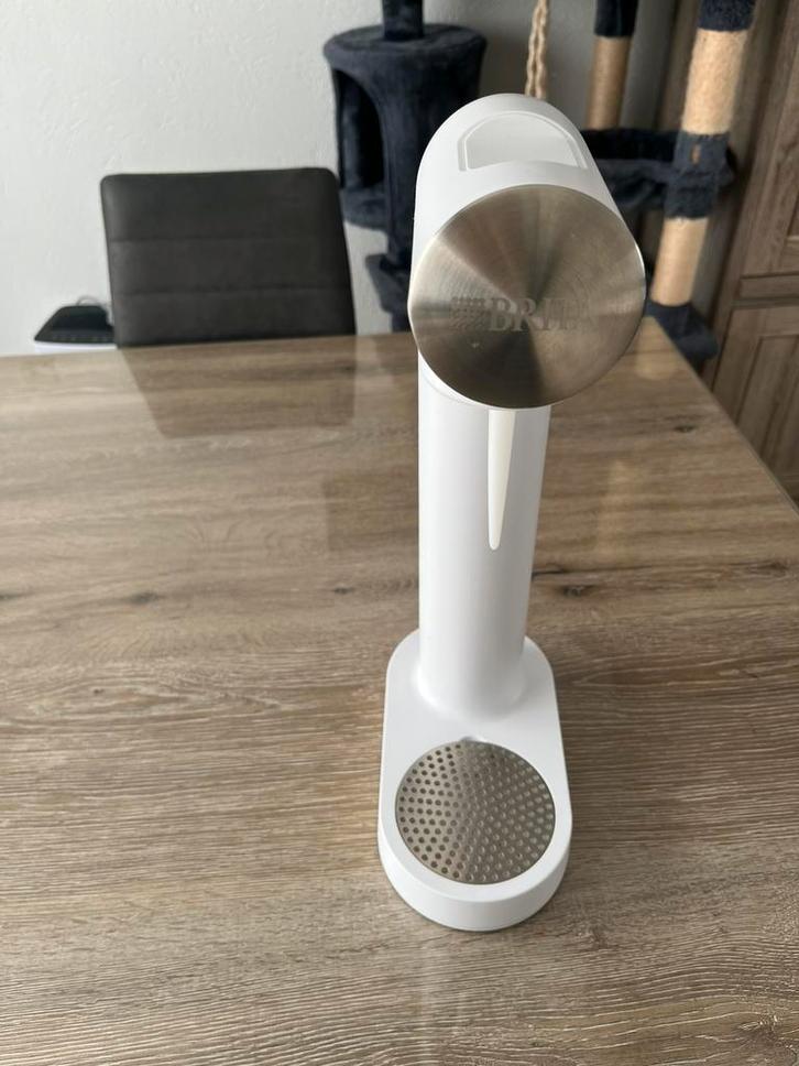 Brita sodamaker/ sodastream, Huis en Inrichting, Keuken | Keukenbenodigdheden, Zo goed als nieuw, Ophalen of Verzenden