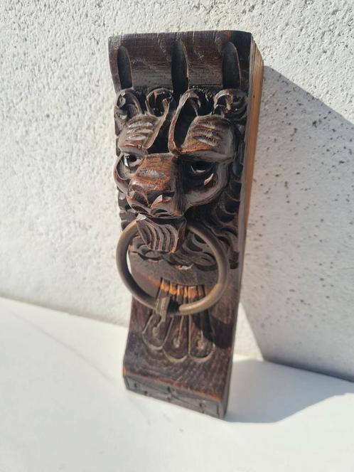 1 Leeuwenkop hout gesneden + ring. Antiek sierornament leeuw, Antiek en Kunst, Kunst | Beelden en Houtsnijwerken, Ophalen of Verzenden