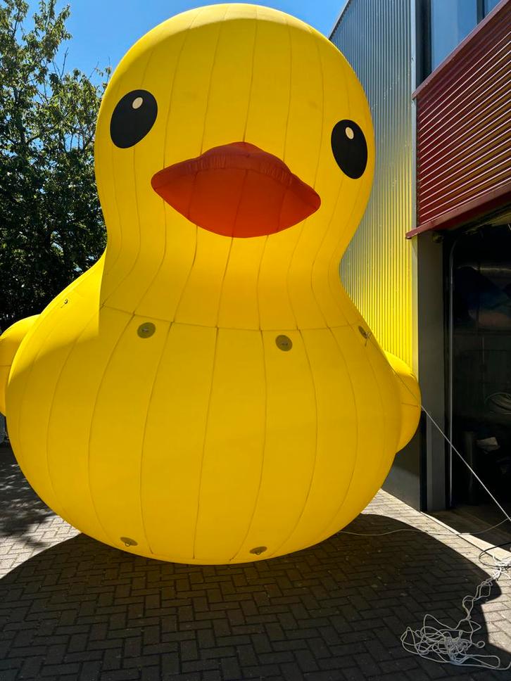 XL Opblaasbare Badeend te Huur - Eyecatcher Evenementen, Hobby en Vrije tijd, Feestartikelen | Verhuur, Zo goed als nieuw, Overige