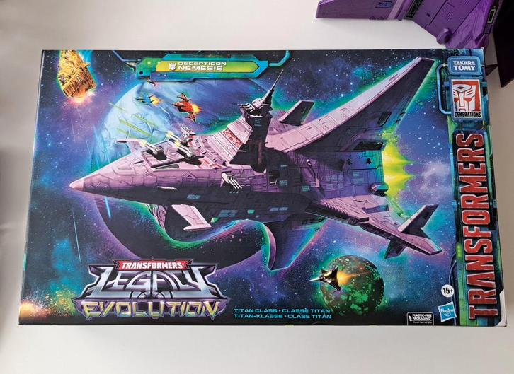 Transformers Legacy Evolution Titan Nemesis, Verzamelen, Transformers, Nieuw, Overige generaties, Ophalen