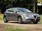 Alfa Romeo Giulietta 1.4 Turbo | Clima | Cruise | Metalic |, Voorwielaandrijving, Stof, Gebruikt, Zwart