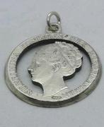 Zilveren Gulden Hanger WOII Wilhelmina Verzet, Ophalen of Verzenden, Nederland