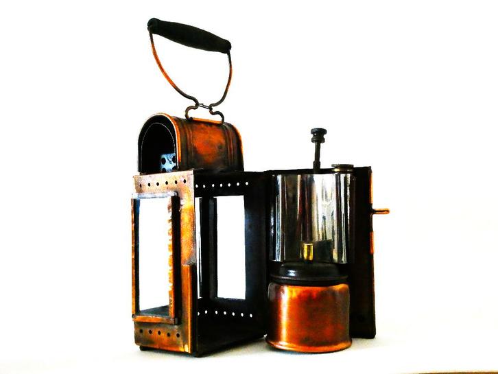 Carbid spoorweglamp in rood koper spoorwegen lamp, Antiek en Kunst, Antiek | Lampen, Ophalen of Verzenden