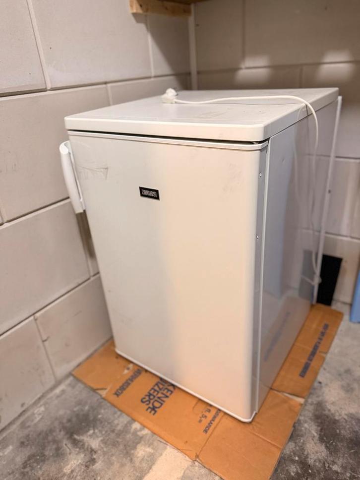 Compacte tafelmodel koelkast - Zanussi, Witgoed en Apparatuur, Koelkasten en IJskasten, Gebruikt, Met vriesvak, Minder dan 75 liter