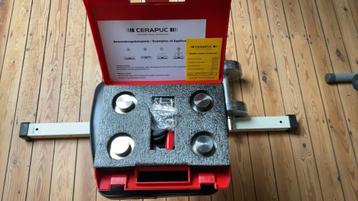 Cerapuks 2 sets beschikbaar voor biedingen