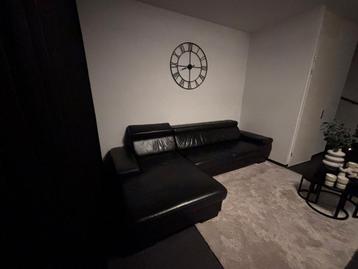 Echt lederen loungebank beschikbaar voor biedingen