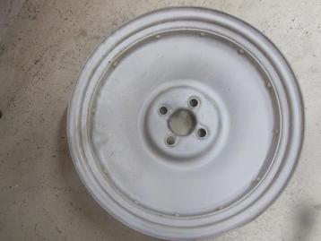 Hering 17 inch wiel voor vooroorlogse automobiel beschikbaar voor biedingen