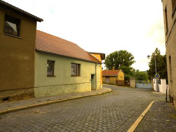 Te koop in Duitsland – historisch huis met tuin in Laucha beschikbaar voor biedingen