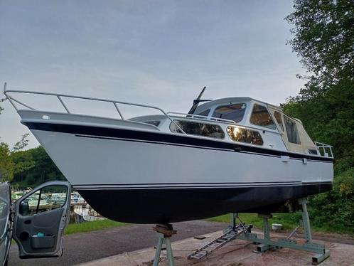Kruiser gerenoveerd 2025, Watersport en Boten, Motorboten en Motorjachten, Gebruikt, Staal, 9 tot 12 meter, Diesel, 30 tot 50 pk