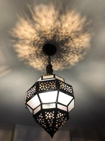 Oosterse hanglamp beschikbaar voor biedingen