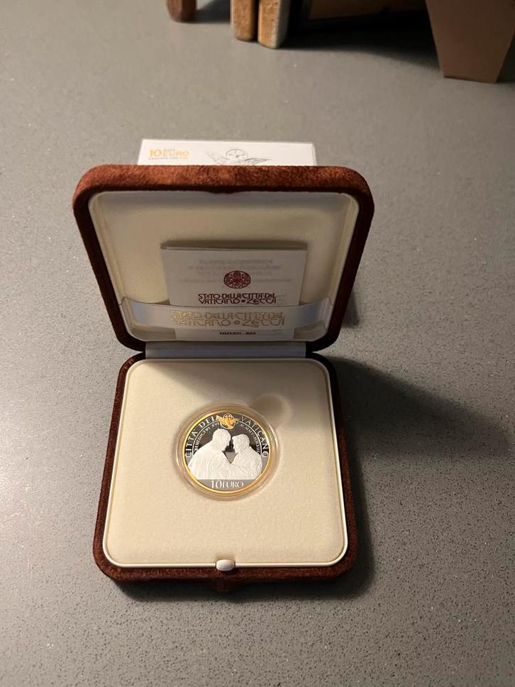 Vaticaan 2023 Zilver/Goud 10 Euro Proof, Postzegels en Munten, Munten | Nederland, Losse munt, Euro's, Koningin Beatrix, Zilver
