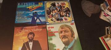 Meer 80 vinyl platen  beschikbaar voor biedingen