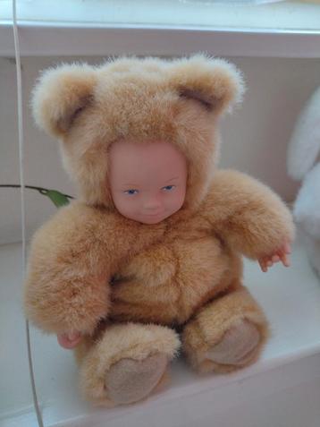 Anne Geddes Beertje Knuffel beschikbaar voor biedingen