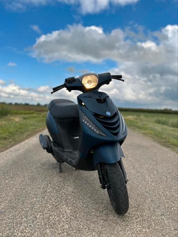Piaggio zip beschikbaar voor biedingen
