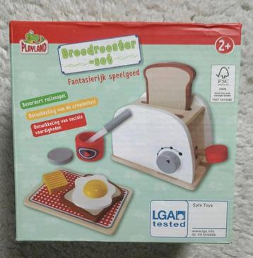 Houten speelgoed broodrooster Nieuw  beschikbaar voor biedingen