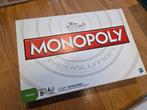 Monopoly revolution, Hobby en Vrije tijd, Gezelschapsspellen | Bordspellen, Ophalen of Verzenden, Nieuw