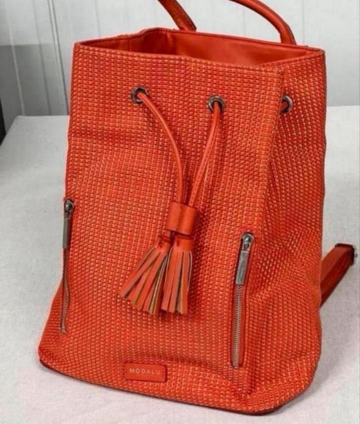 Modalu Lulu Backpack - Vintage oranje rugtas rugzak dames, Sieraden, Tassen en Uiterlijk, Tassen | Damestassen, Zo goed als nieuw