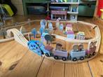 Houten treinbaan met Garage, Kinderen en Baby's, Speelgoed | Houten speelgoed, Ophalen, Gebruikt, Overige typen