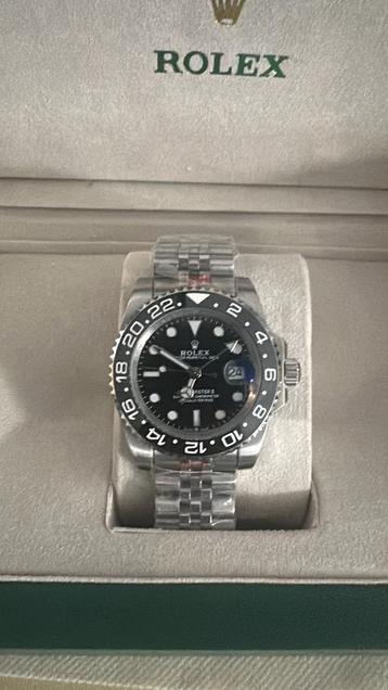 Bruce wayne gmt 2 beschikbaar voor biedingen