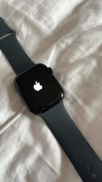 Apple watch  beschikbaar voor biedingen