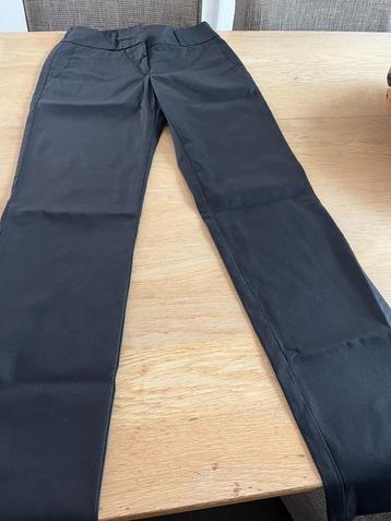 Koksbroek (opleiding Horecamanagement) beschikbaar voor biedingen