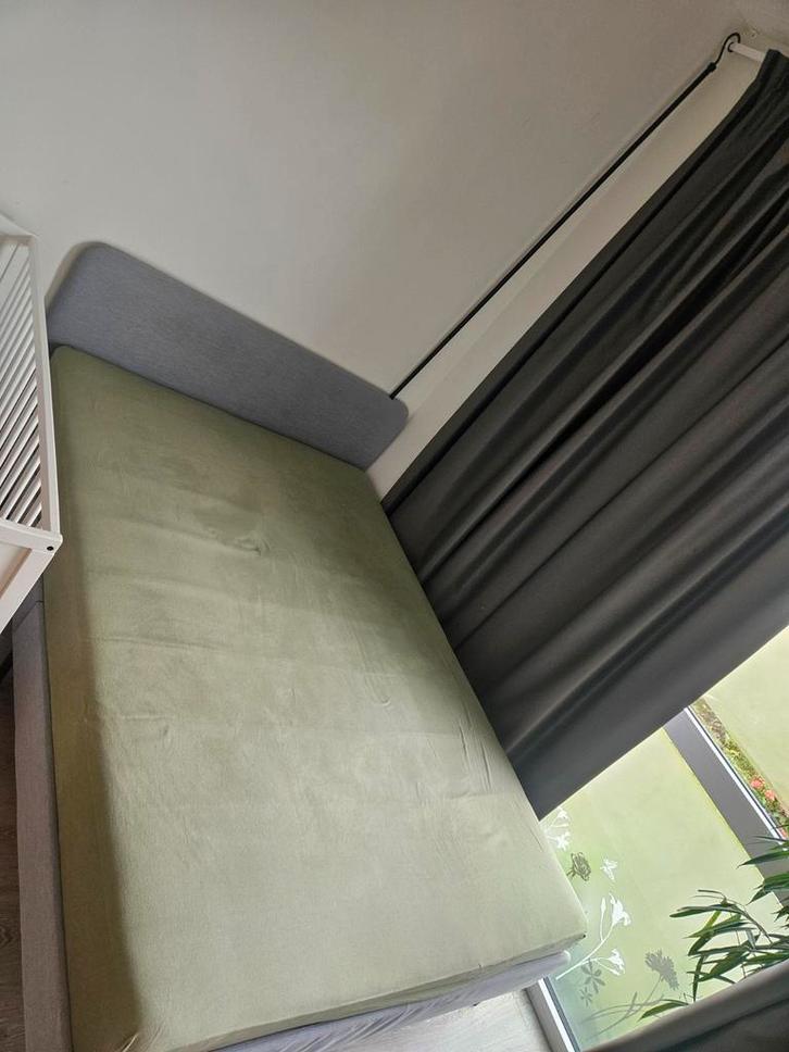 IKEA Slattum Bed - Zo goed als nieuw!, Huis en Inrichting, Slaapkamer | Bedden, Zo goed als nieuw, Tweepersoons, 140 cm, 200 cm
