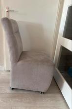 6 licht grijze eetkamerstoelen op wieltjes, Huis en Inrichting, Stoelen, Ophalen, Zo goed als nieuw, Vijf, Zes of meer stoelen
