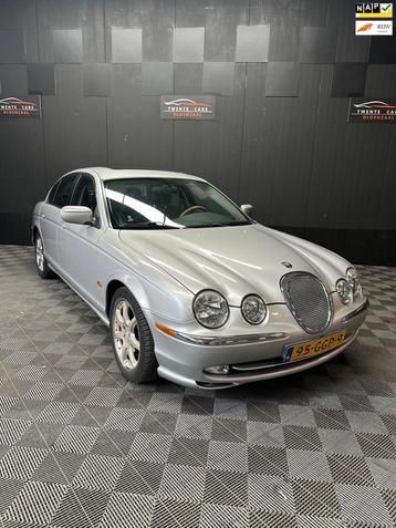 Jaguar S-type 4.0 V8 Sport | Pano | Airco | Nieuwe APK | beschikbaar voor biedingen