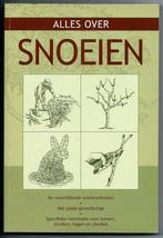 Alles over snoeien, Ophalen of Verzenden, Zo goed als nieuw, Tuinieren en Tuinplanten
