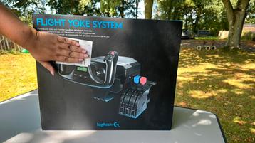 Logitech flight yoke beschikbaar voor biedingen