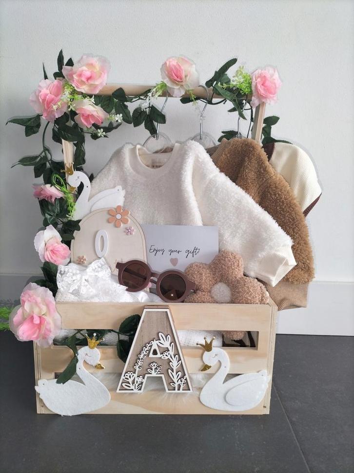 kraamkisten kraam/geboorte cadeau, Kinderen en Baby's, Kraamcadeaus en Geboorteborden, Nieuw, Ophalen