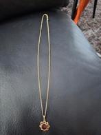 14k Gouden Ketting met Granaat Hanger, Ophalen of Verzenden, Zo goed als nieuw, Met edelsteen, Goud