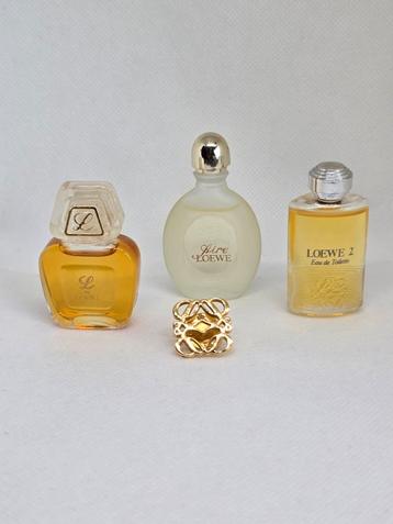 Miniaturen set Loewe, met pin.  beschikbaar voor biedingen