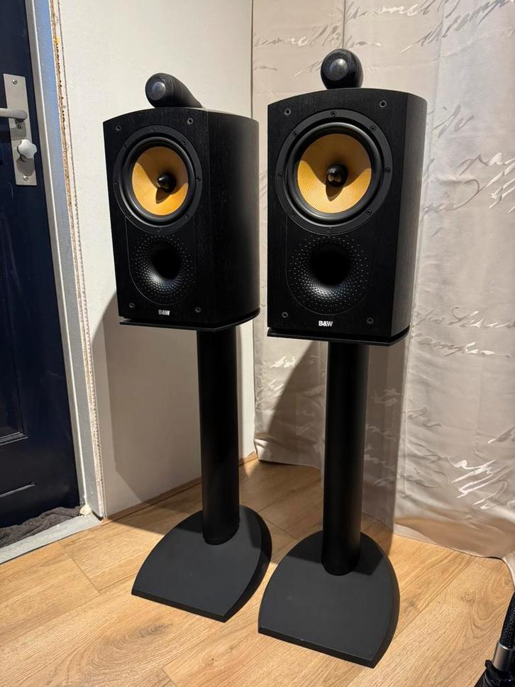 Mooie B&W 805N Nautilus Luidsprekers Black Ash, Audio, Tv en Foto, Luidsprekers, Zo goed als nieuw, Front, Rear of Stereo speakers